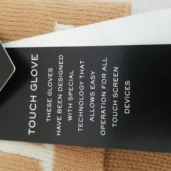 New Ralph Lauren Intarsia Logo Tech Glove - Picture 8 of 8